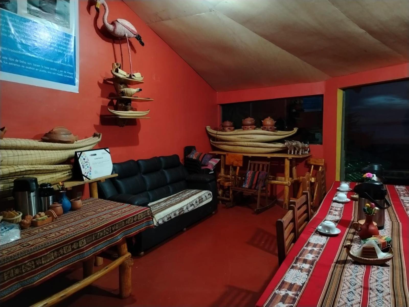 Luquina Utama Lodge Exteriér fotografie